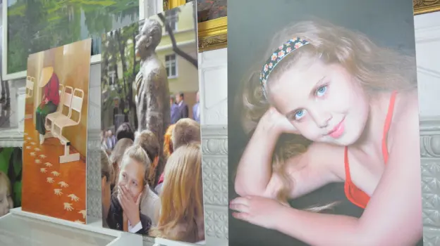 Выставка воронежского фотокорреспондента Михаила Квасова о детях открылась в Павловске