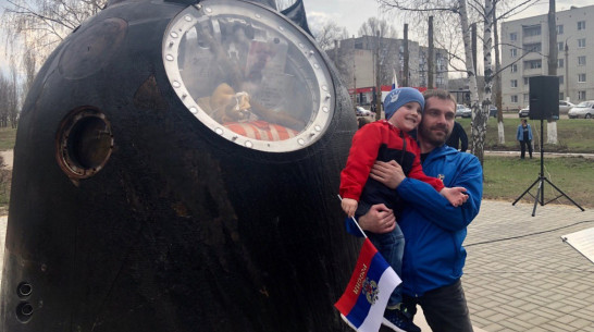 В Борисоглебске Воронежской области установили капсулу пилотируемого корабля «Союз ТМА-20М»