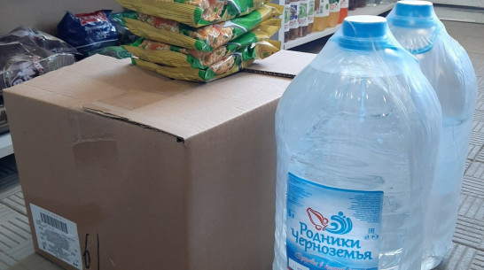 Ольховатцы передали мирным украинцам 2,7 т продуктов питания