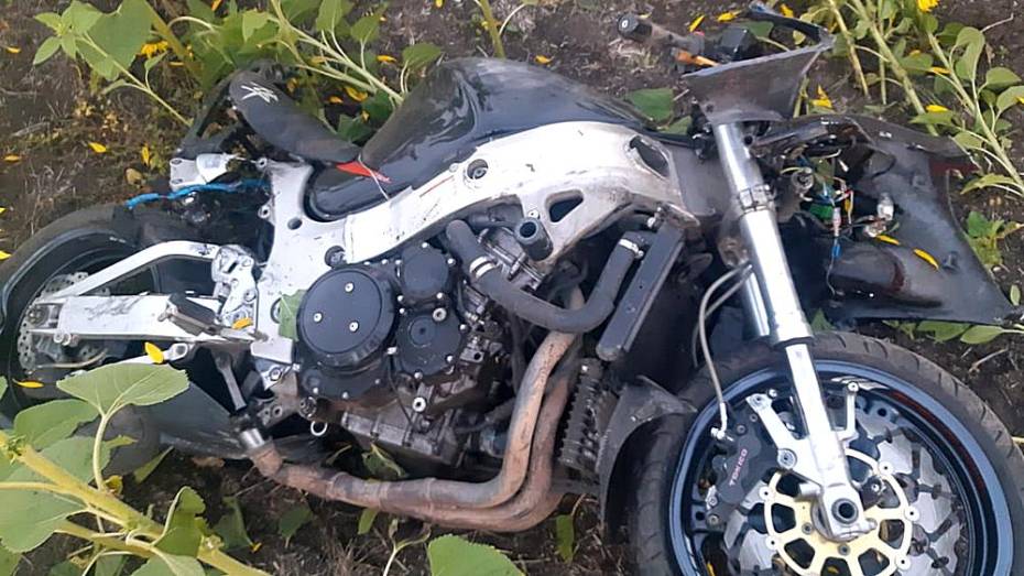 Под Воронежем разбился 35-летний мотоциклист без прав