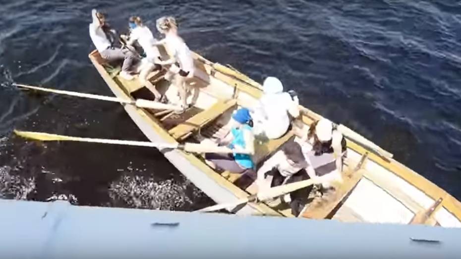 СК начал проверку после сближения теплохода и лодки с 7 детьми на Воронежском водохранилище