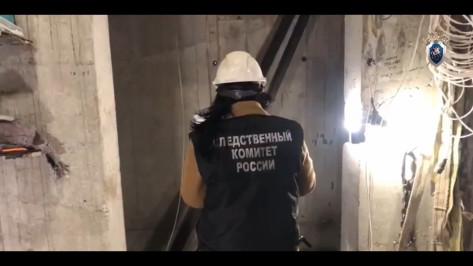 Обвиняемый в гибели 3 рабочих в шахте лифта в Воронеже предстанет перед судом