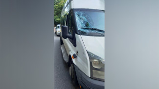 На улице Ломоносова в Воронеже под машину попал 17-летний подросток