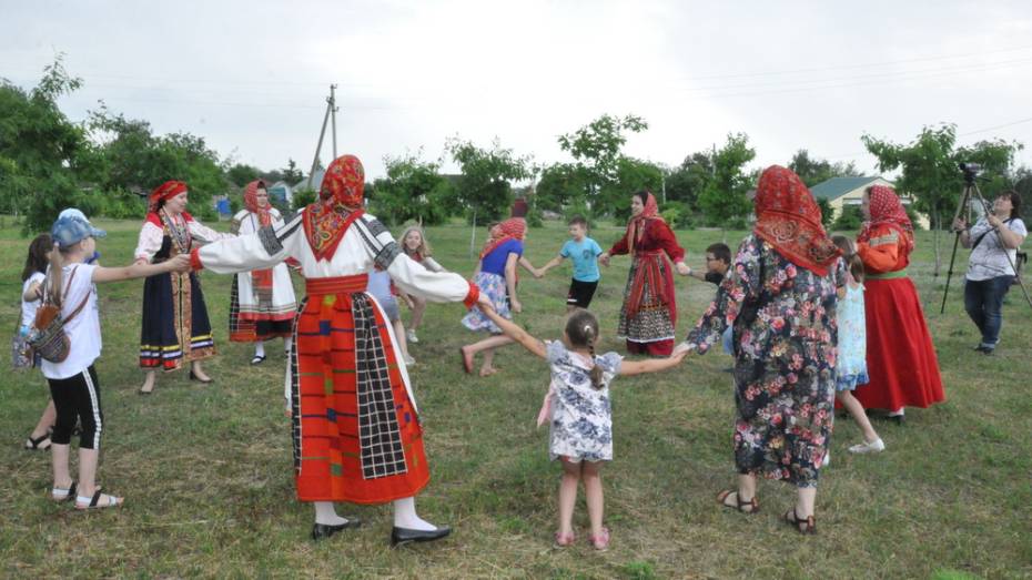 Обряд «Беление холстов» пройдет в репьевском селе Россошь 17 июня