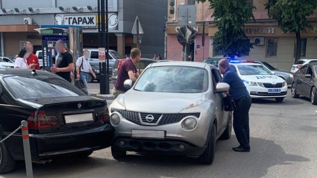 В центре Воронежа Nissan сбил 67-летнюю женщину
