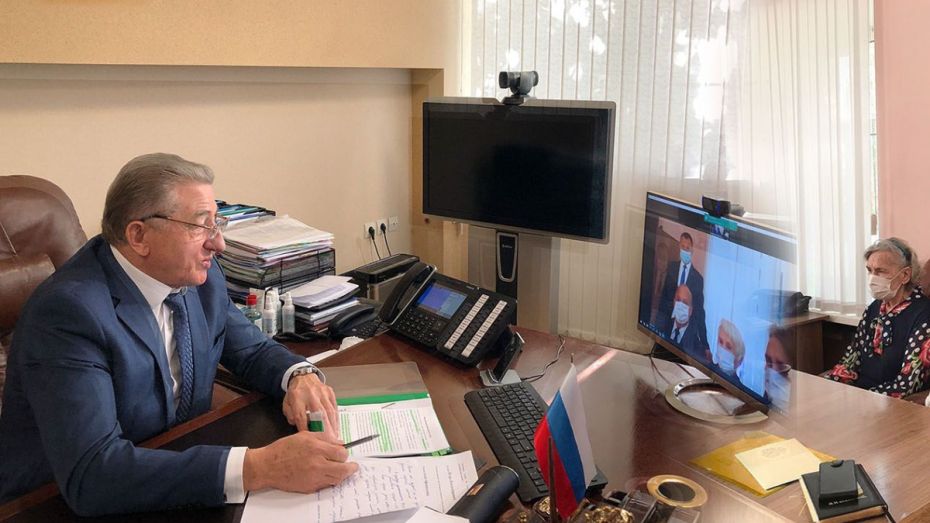 Воронежский сенатор Сергей Лукин встретился с жителями Аннинского и Таловского районов