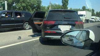 Четыре человека пострадали в ДТП на Вогрэсовском мосту в Воронеже