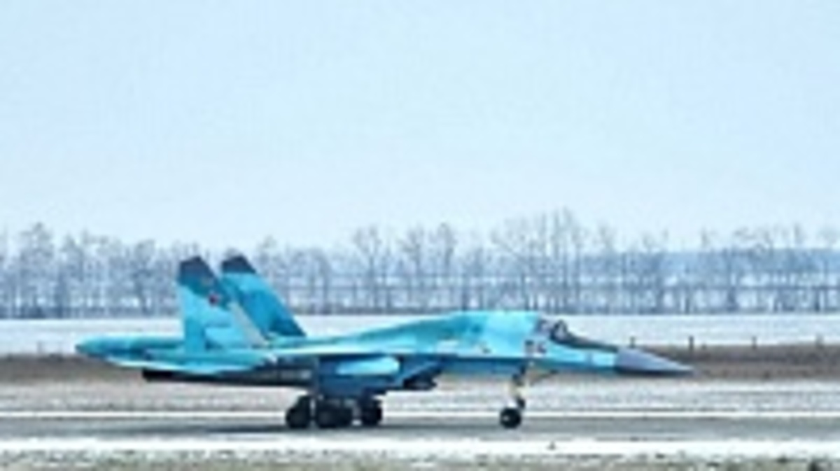 Морозовск аэродром военный происшествия сегодня. Су-34 в Бутурлиновке. Аэродром Балтимор Су-34. Летчики Су-34 Бутурлиновка. Су 34 аэродром Морозовск.