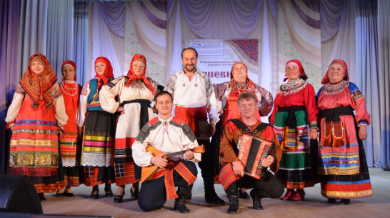 Репьевцы победили в региональном конкурсе «Душевные наряды»