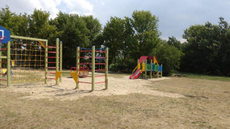 В петропавловском селе Фоменково впервые появилась детская площадка