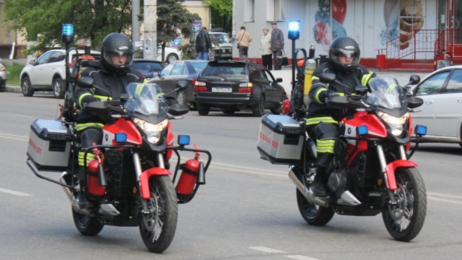 Воронежские спасатели представили группу мотоциклистов экстренного реагирования