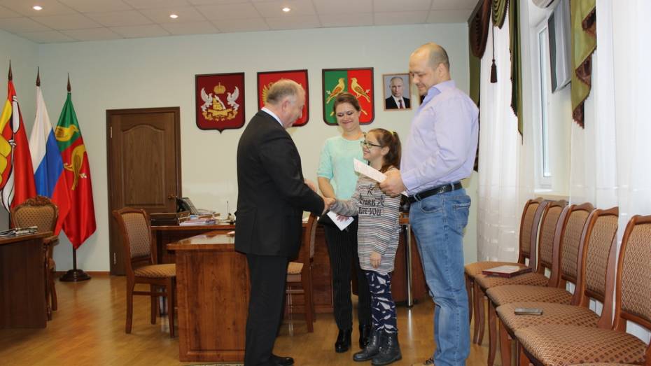 В Таловском районе 5 семей улучшат жилищные условия