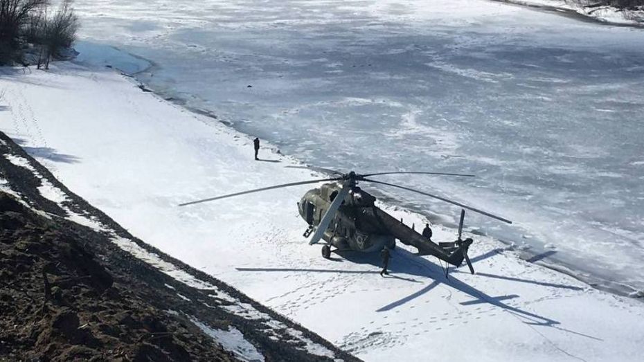Минобороны прокомментировало аварийную посадку военного вертолета в Воронежской области