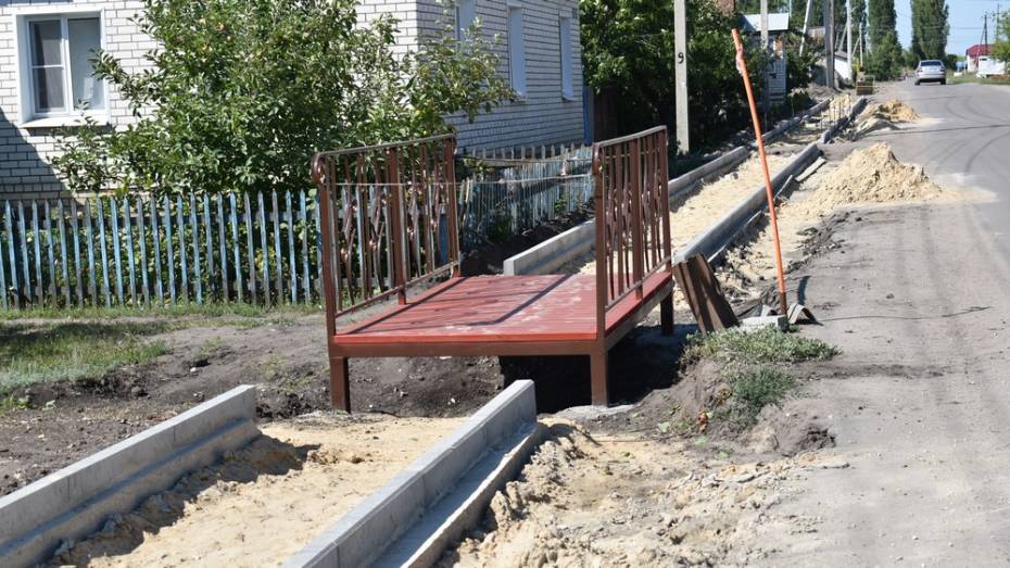 В Поворино на строительство тротуара выделили 1,4 млн рублей