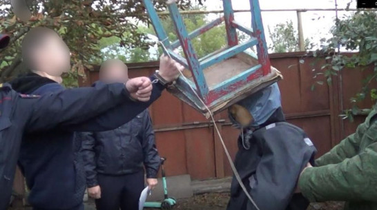 Житель Воронежской области забил бывшего мужа сестры лопатами и табуреткой