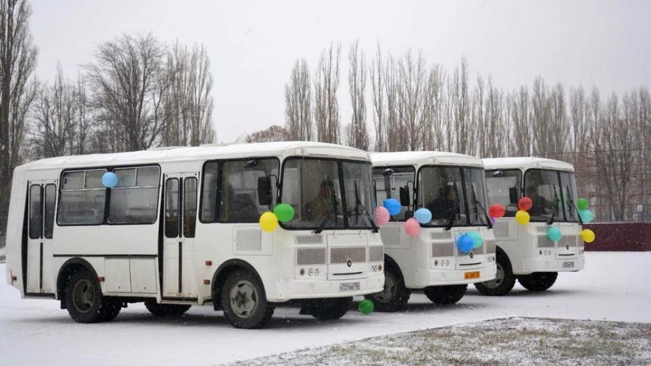 Поворинский пассажирский автопарк пополнили новые автобусы