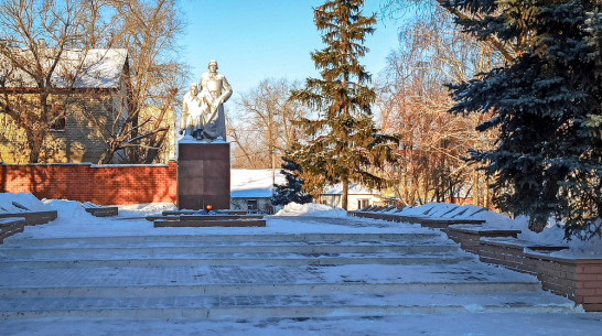 В Лисках увековечат имена умерших в эвакогоспитале в годы ВОВ красноармейцев