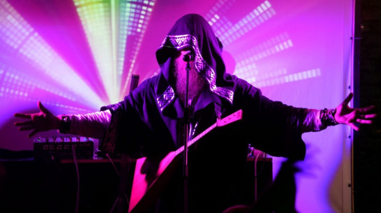 На концерте Нейромонаха Феофана воронежцы в косоворотках водили хороводы 