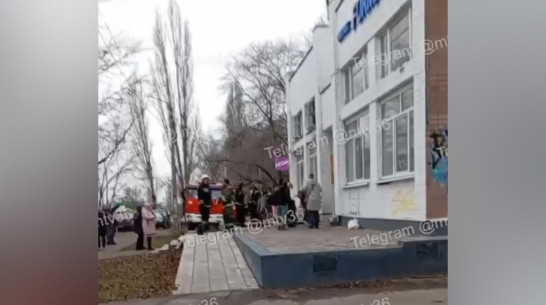 В Воронеже загорелось котокафе днем 5 декабря: видео