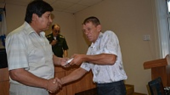 Нижнедевицкие воины-афганцы получили юбилейные награды