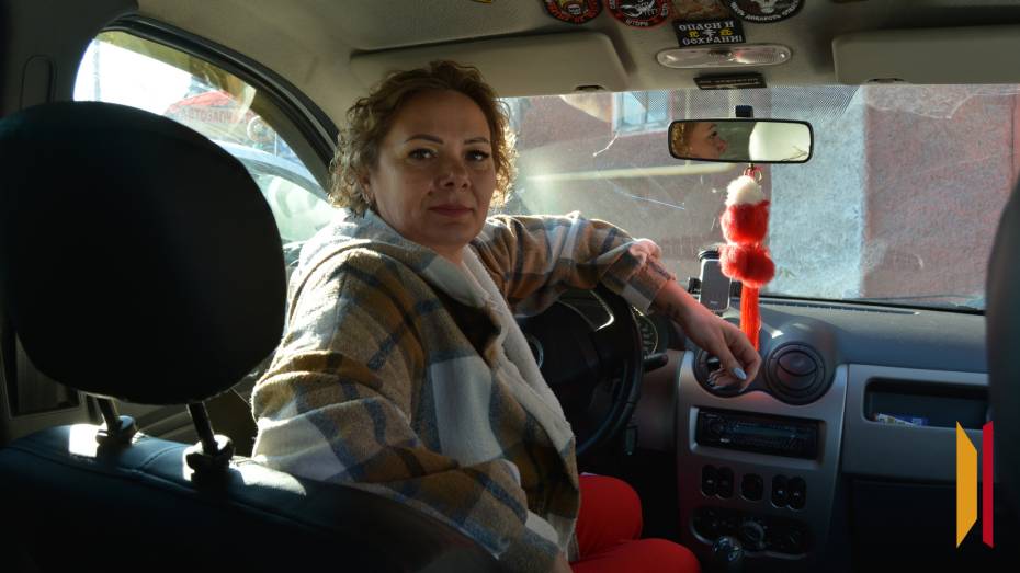 Мама Туриста не бросит. Как жительница Воронежской области помогает сыну и его боевым товарищам на передовой