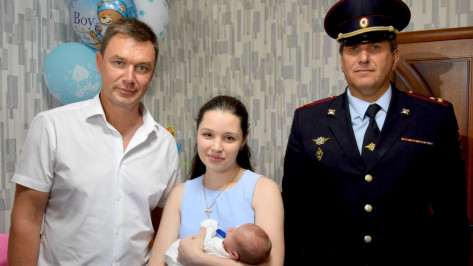 Вдова погибшего в Мариуполе офицера родила под Воронежем
