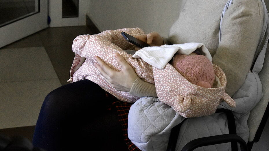 Почти 500 воронежских младенцев заболели COVID-19 за время пандемии