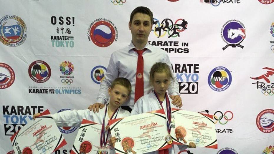 Хохольские каратисты завоевали 5 золотых медалей на всероссийском турнире