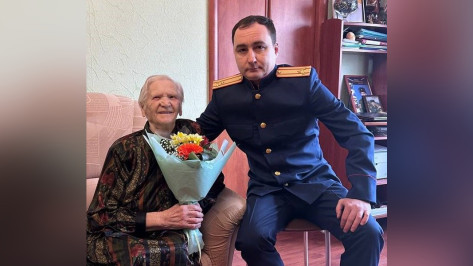 Столетнюю участницу ВОВ родом из Воронежской области поздравили в Коми в преддверии 9 Мая
