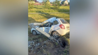 Компания молодых людей на «Ладе» пострадала в ДТП под Воронежем