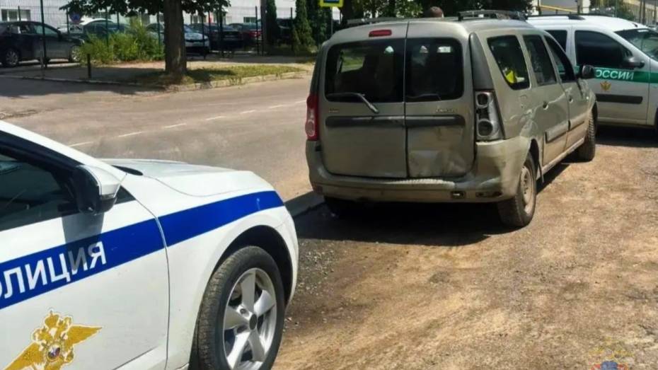 Воронежские полицейские остановили водителя «Лады» с 242 неоплаченными штрафами