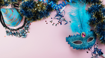 Грибановцев пригласили на новогодний маскарад