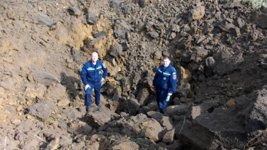 Под Воронежем при вспашке поля нашли авиабомбу 