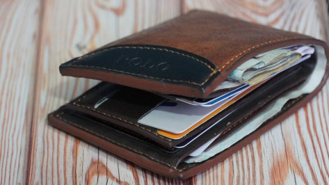 Жители Воронежской области стали реже брать в долг до зарплаты