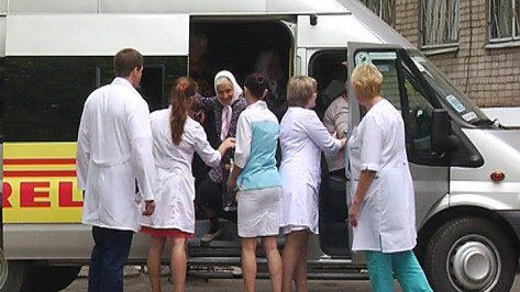 Воронежская поликлиника запустила автобус для пожилых пациентов