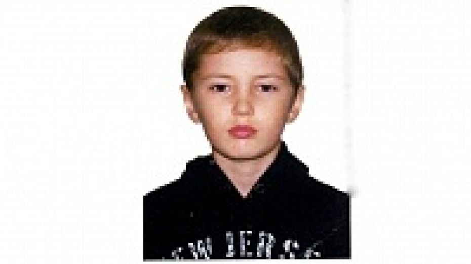 В Воронеже 10-летний мальчик ушел в школу и пропал
