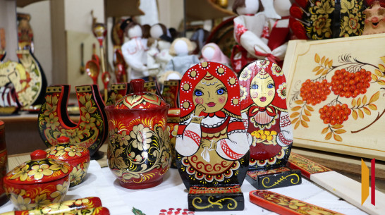 Богучарская хохлома: как в Воронежской области появилась уникальная художественная роспись