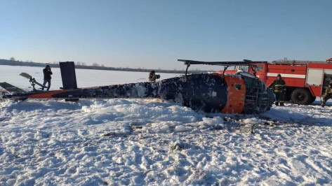 Один из пострадавших при падении вертолета под Воронежем пошел на поправку