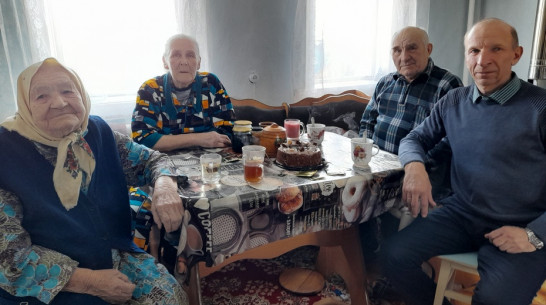 В Новохоперском районе медали к 80-летию Победы вручили 6 труженицам тыла