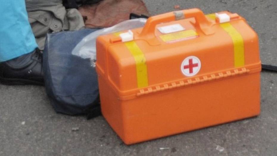 В Семилуках иномарка насмерть сбила 31-летнюю женщину 