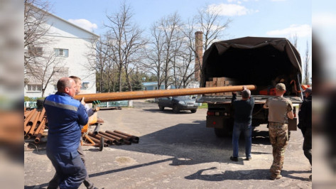 Лискинцы отправили в зону СВО стройматериалы на 170 тыс рублей