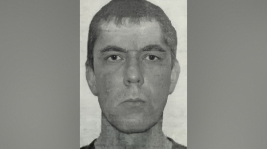 В Воронежской области ищут 47-летнего мужчину в красной камуфляжной куртке