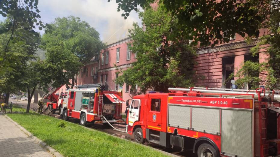 Пожар на хлебозаводе в центре Воронежа ликвидировали