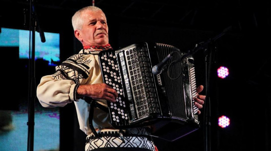 Баянист Юрий Фабричных даст бесплатный концерт в Воронеже