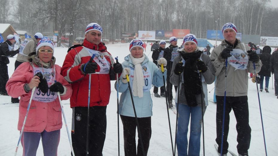 В Хохольском районе около 100 спортсменов приняли участие в лыжной гонке