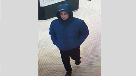 Воронежские полицейские объявили в розыск подозреваемого в нападении на офис займов