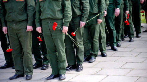 Силовики: бывший контрактник покончил с собой в гараже в Воронежской области