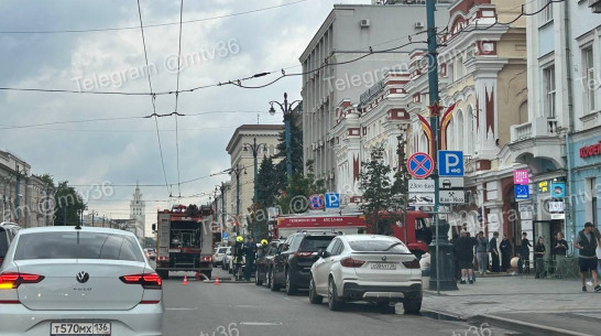 В центре Воронежа на проспекте Революции произошел пожар в кафе вечером 11 августа