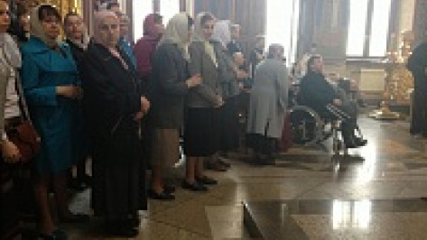 В Воронеже прихожан-инвалидов будут возить в Покровский собор на автобусе
