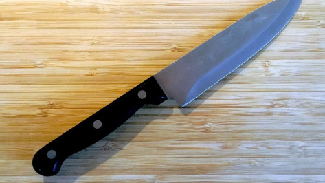 В Воронеже мужчина с ножом напал на 10-летнюю девочку
